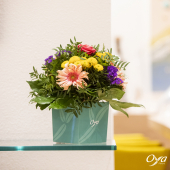Bon week-end à tous ☀️🍹⁣
.⁣
.⁣
.#oya #oyafleurs #flowers #flowerstagram #flowershop #florist #artfloral #collections #instafleurs #savoirfaire #collectionflorale #flowerpower